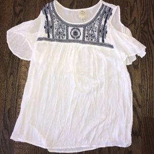 HOST PICK!!! Cold Shoulder Blouse (size PM)